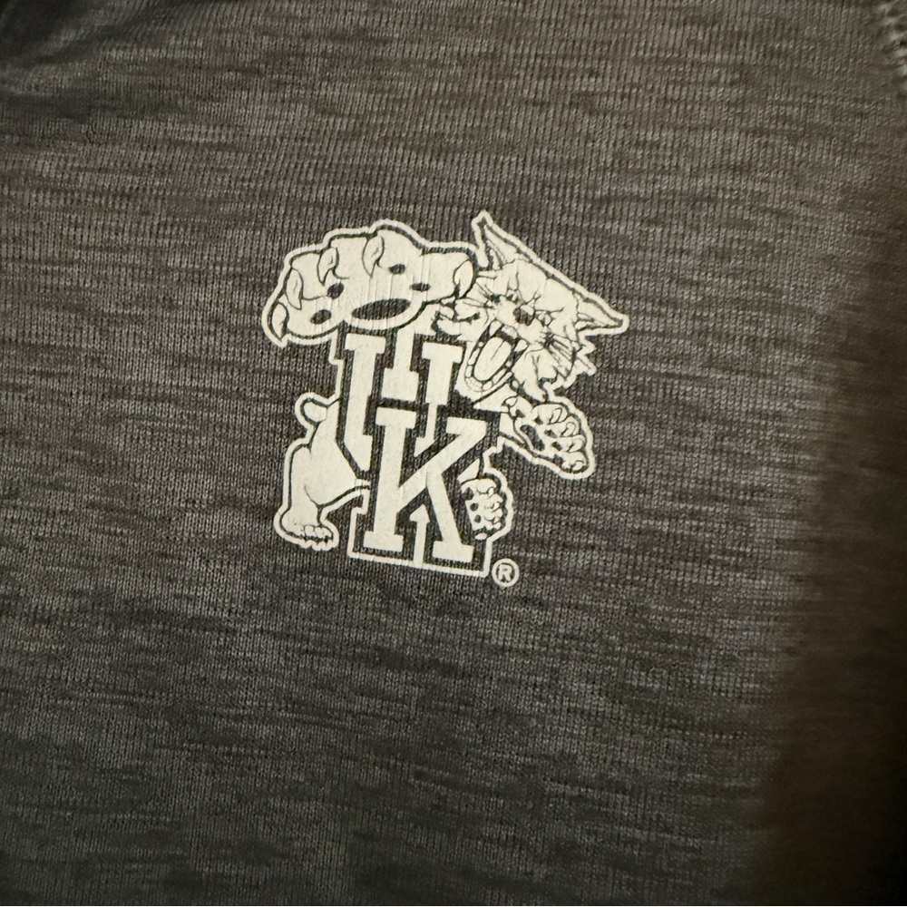 Top of the World Charcoal Pullover - Picture 3 of 5